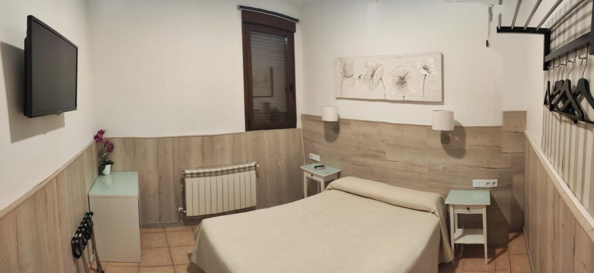 Hostal Maria Ronda Madrid Buitenkant foto
