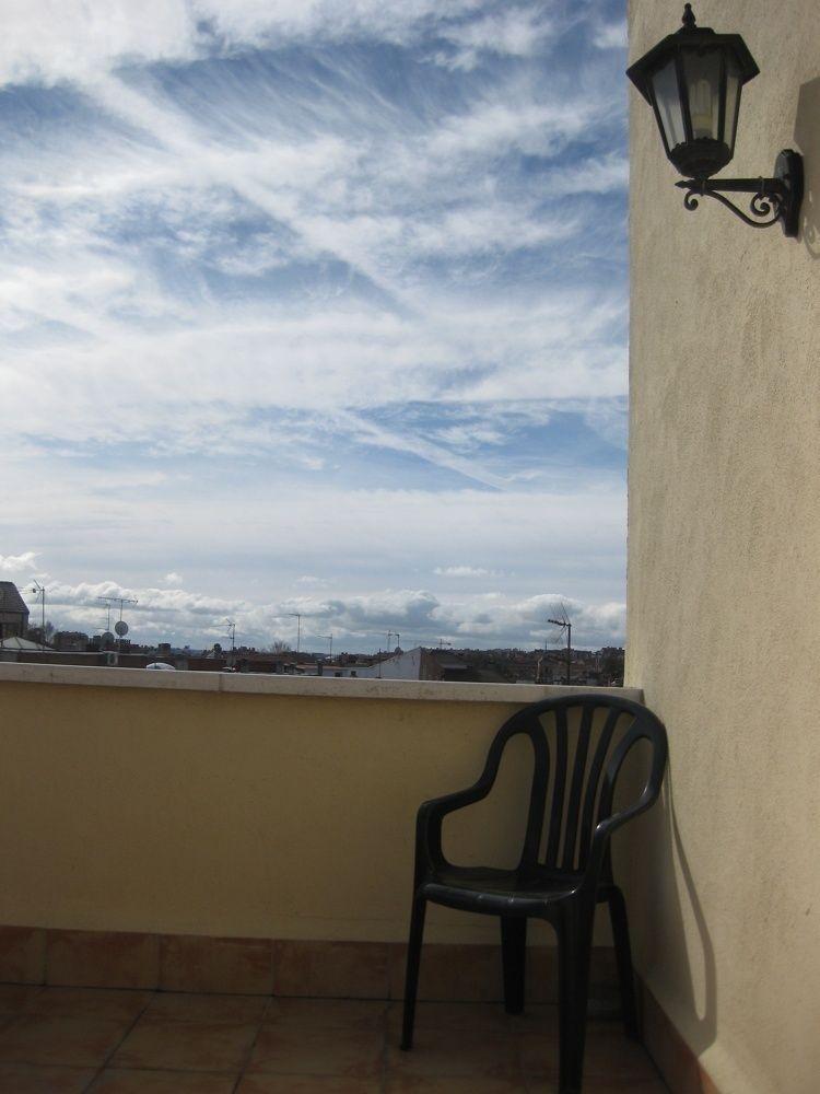 Hostal Maria Ronda Madrid Buitenkant foto